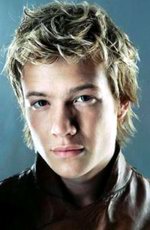 Edward Speleers picture