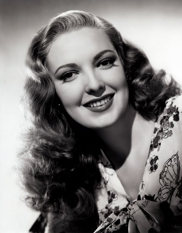 Linda Darnell photo