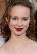 Thora Birch picture